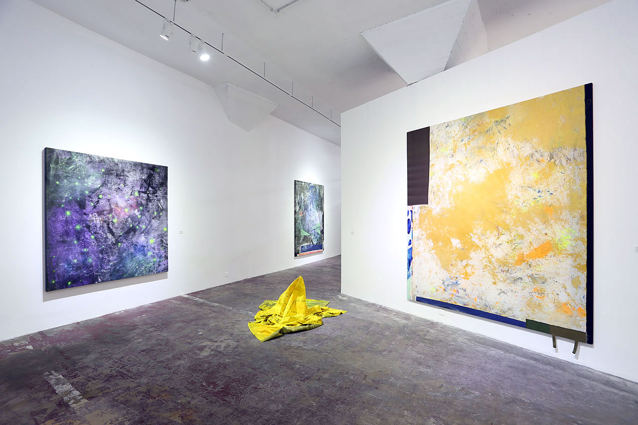 Liu Jian
Dangerous Edge