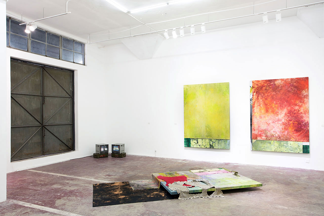 Liu Jian
Dangerous Edge